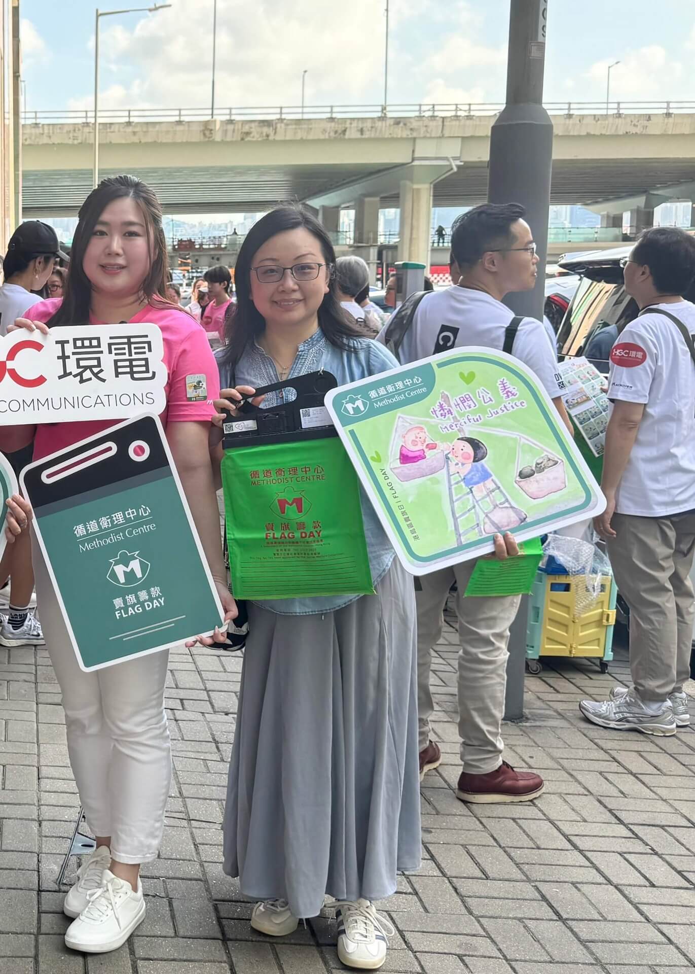 感谢大家支持循道卫理中心卖旗日